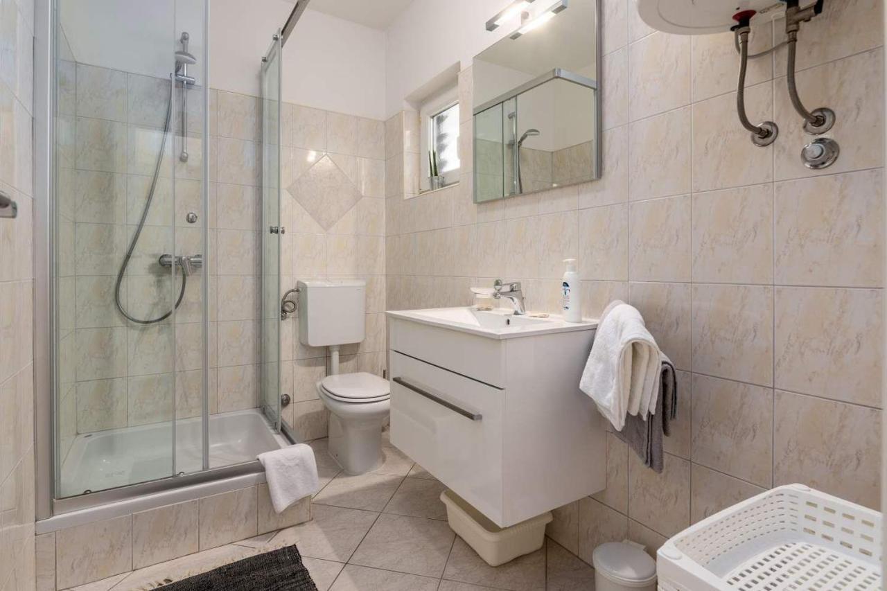 Apartmani Astrid Rabac Ngoại thất bức ảnh